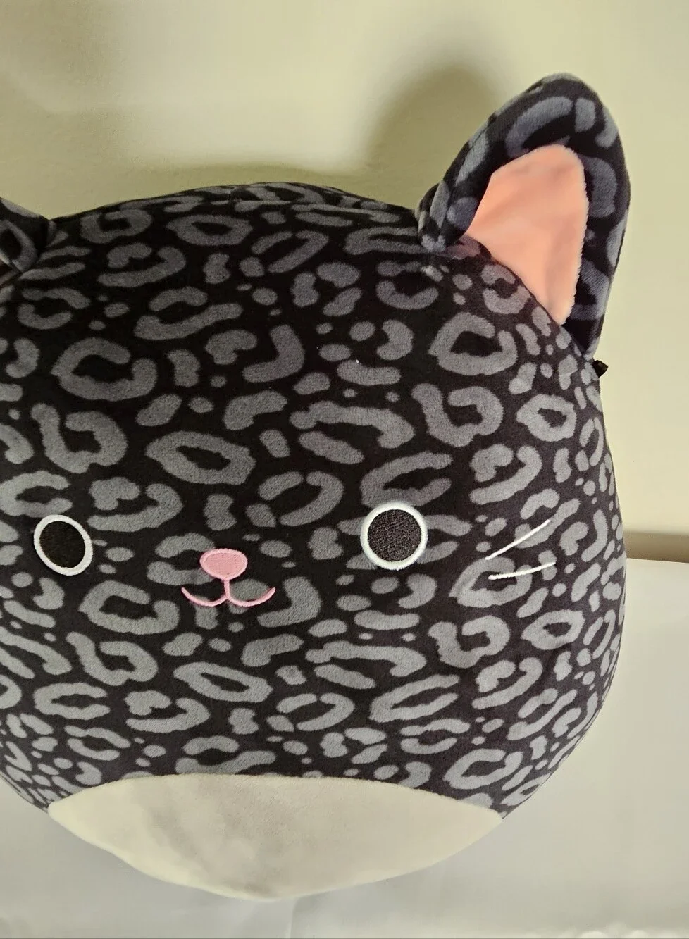 Squishmallows Xiomara The Leopard 14” Plush, Black Panther Cat Silver Spots RARE